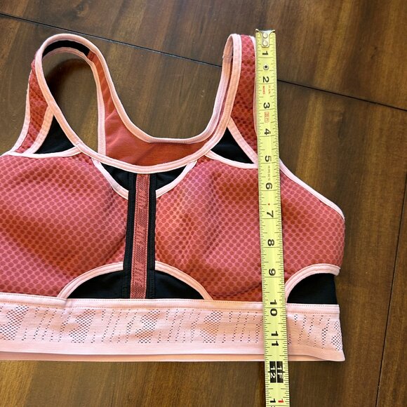 Nike Swoosh UltraBreathe Medium-Support Sports Bra Size Medium Rusty Pink - Picture 8 of 12
